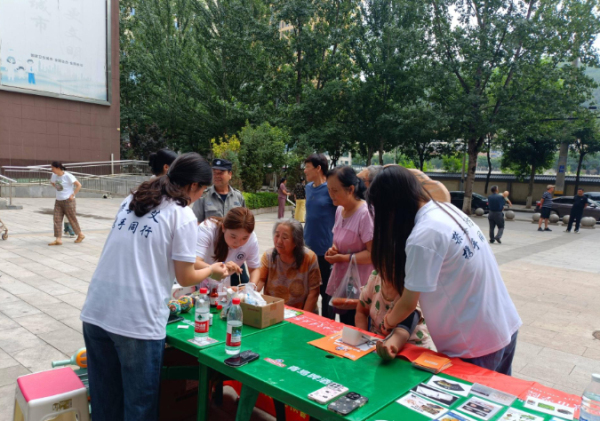 延安市宝塔山街道兰家坪社区：健康护航 青春无毒