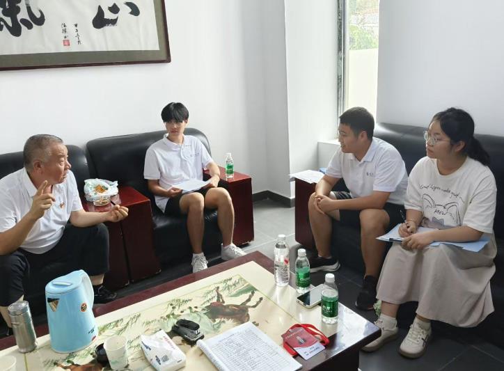 西安石油大学管道工程学院逐光者实践团赴东索村：传红色薪火 筑青芒梦想 暖乡土人心