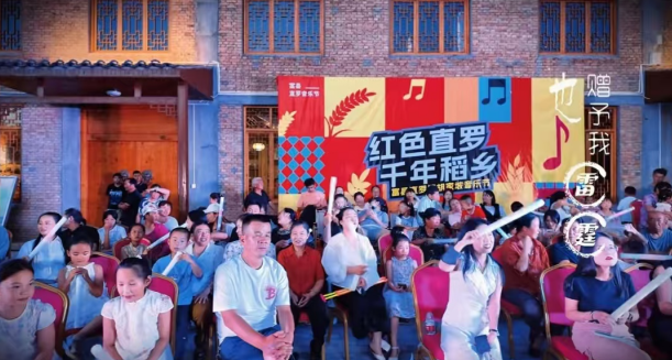 居保政策进乡村，便民服务暖人心 —— 延安市富县人社局开展宣传活动