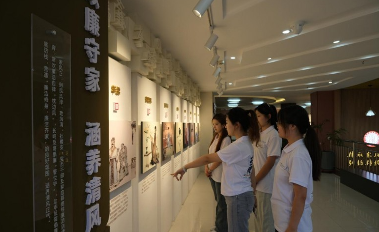 西安石油大学暑期“三下乡”社会实践团赴山西朔州、大同开展家谱家风文化调研