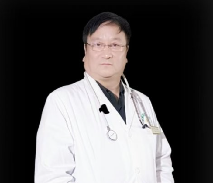西京中医药研究院张明科教受邀“一带一路”全国医疗健康暨第八届中国医师节大会