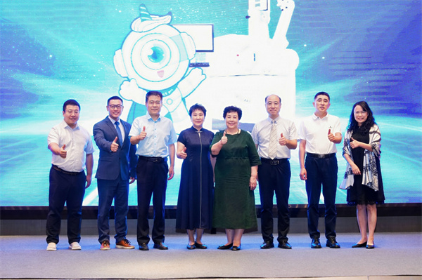 西安爱尔重磅首发：新微创手术SMILE pro来了！近视手术进入“10秒摘镜”新时代
