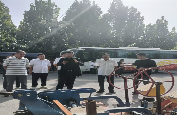 “慈善 + 科技” 赋能乡村振兴，共绘第二师铁门关市新画卷