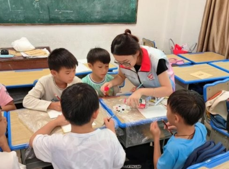 西京学院：扎根乡村教育沃土，以实践行动诠释使命担当