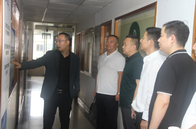 巴中市成功举办走访企业助力人才交流活动