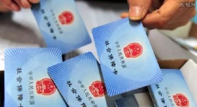 安康市石泉县：“四全” 服务绘就社保惠民新画卷