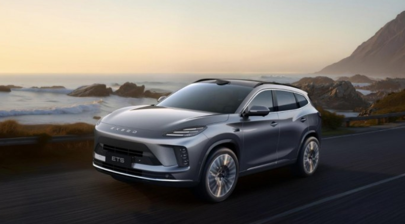年轻家庭首选智慧安全SUV，星途ET5携地平线智驾HSD国庆亮相九大车展